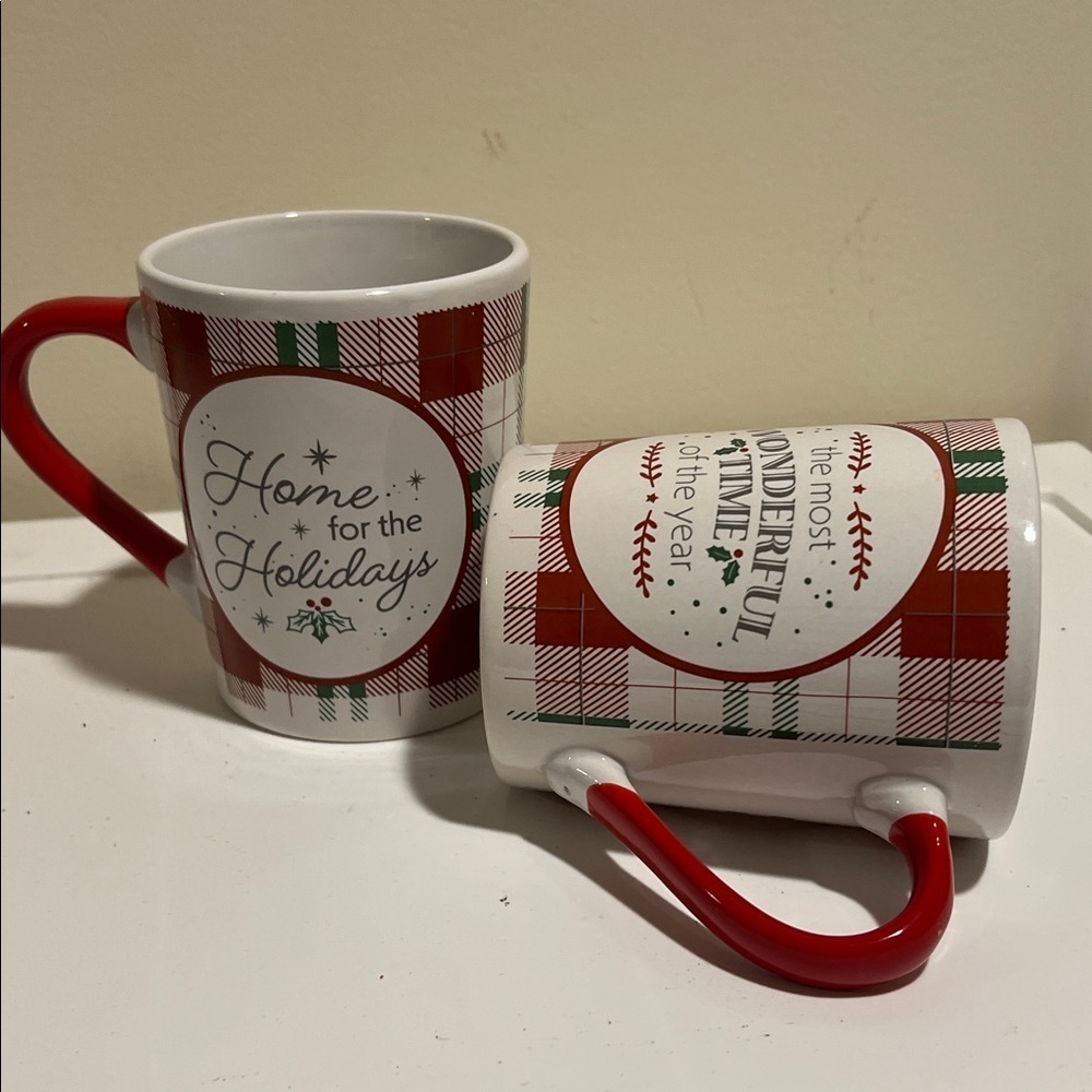 NWT Festive Plaid Holiday Mugs Set Of 2 Red and white Cozy mug stocking stuffer - Picture 11 of 15